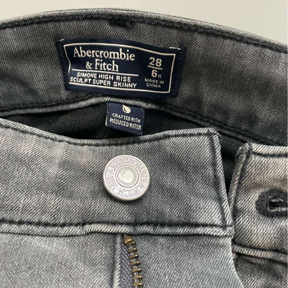 Abercrombie skinny jeans - Picture 2 of 3